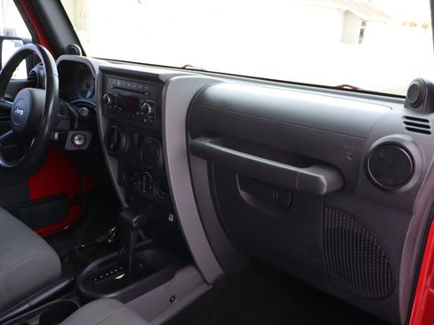 Used 2008 Jeep Wrangler X image 18