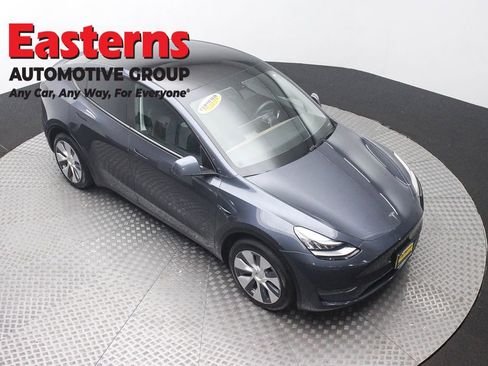 Used 2020 Tesla Model Y Long Range AWD/4WD image 3