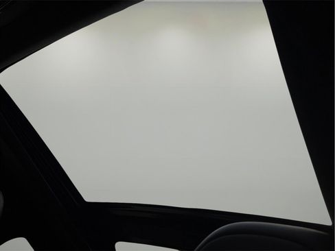 Used 2020 Jeep Cherokee High Altitude image 15