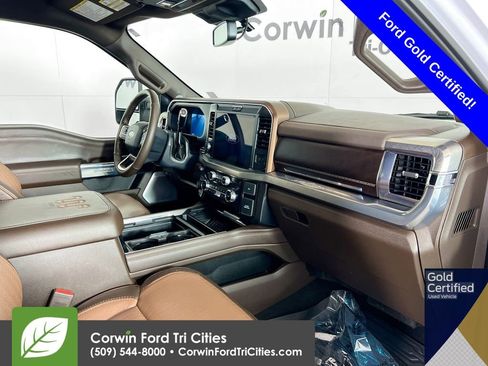 Used 2025 Ford F450 King Ranch w/ Chrome Package image 30