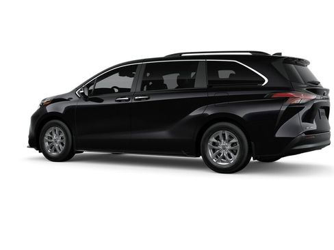 New 2026 Toyota Sienna XLE image 5