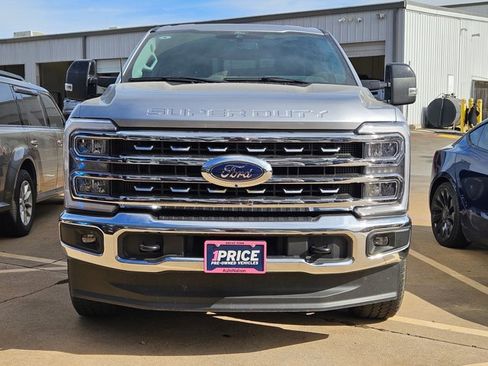 Used 2024 Ford F350 Lariat w/ FX4 Off-Road Package image 2