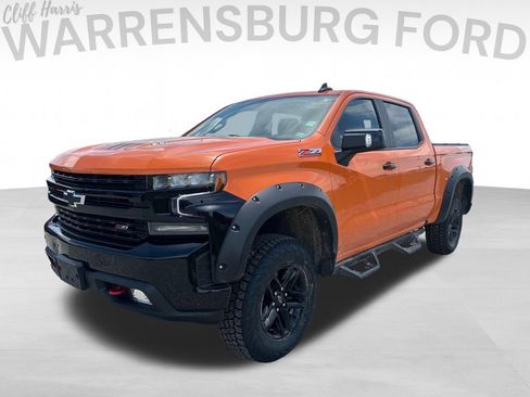 Used 2021 Chevrolet Silverado 1500 LT Trail Boss w/ Convenience Package II AWD/4WD image 3