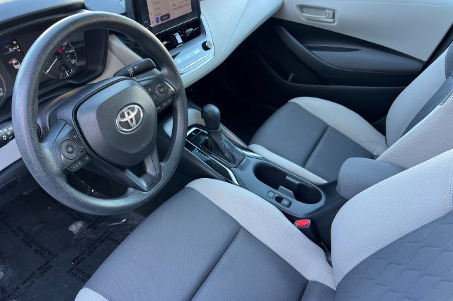 Used 2023 Toyota Corolla LE FWD image 10