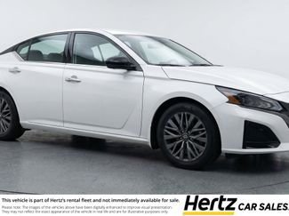 Used 2025 Nissan Altima 2.5 SV FWD video 1