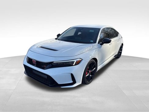 Used 2025 Honda Civic Type R image 3