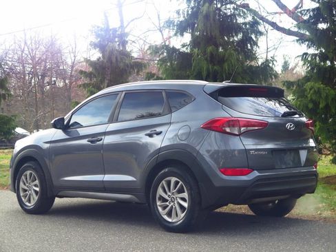 Used 2016 Hyundai Tucson SE w/ Option Group 02 image 3