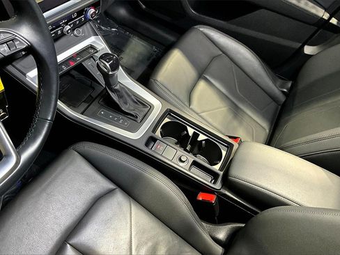 Used 2022 Audi Q3 2.0T Premium Plus image 18