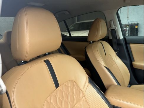 Used 2023 Nissan Sentra SV w/ SV Premium Package image 14