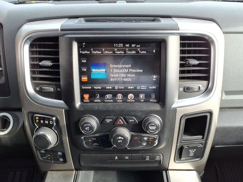 Used 2016 RAM 1500 Big Horn image 13