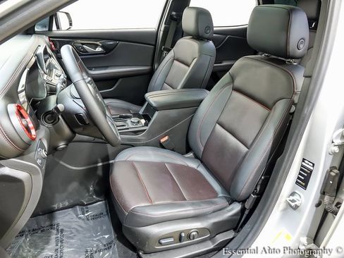 Used 2022 Chevrolet Blazer RS w/ Enhanced Convenience Package image 9