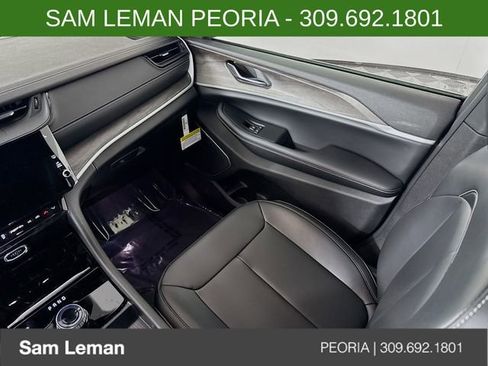 New 2026 Jeep Grand Cherokee L Limited image 23