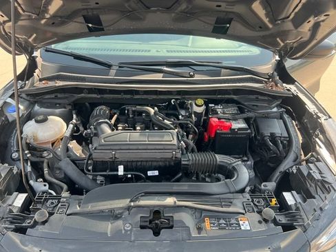 Certified 2025 Ford Escape ST-Line FWD image 12
