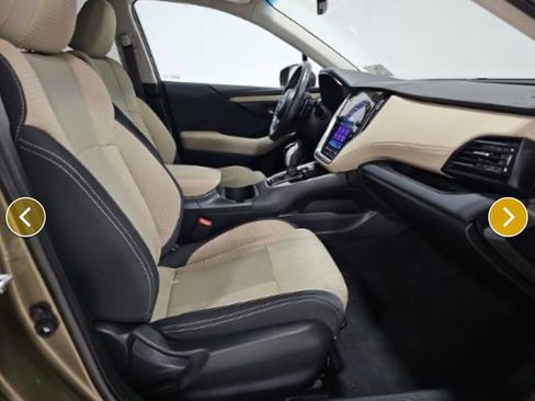 Used 2022 Subaru Outback Premium image 8