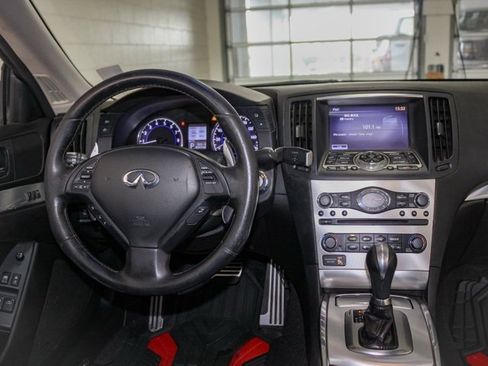Used 2013 INFINITI G37 Journey w/ Premium Pkg image 6