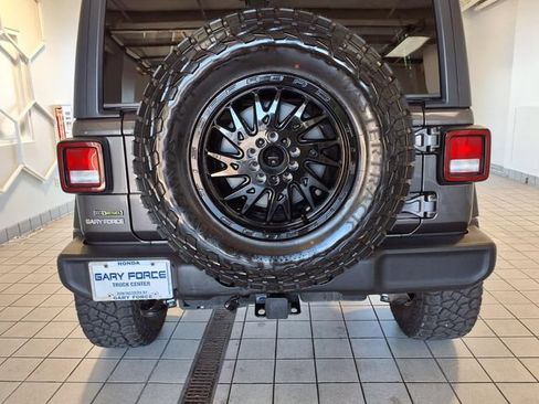 Used 2021 Jeep Wrangler Unlimited Sport AWD/4WD image 21