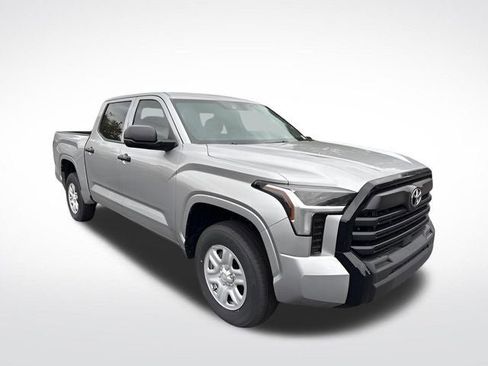 New 2025 Toyota Tundra SR image 3