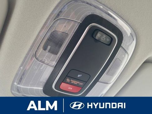 New 2026 Hyundai Venue SE image 25