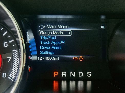 Used 2017 Ford Mustang Premium RWD image 18