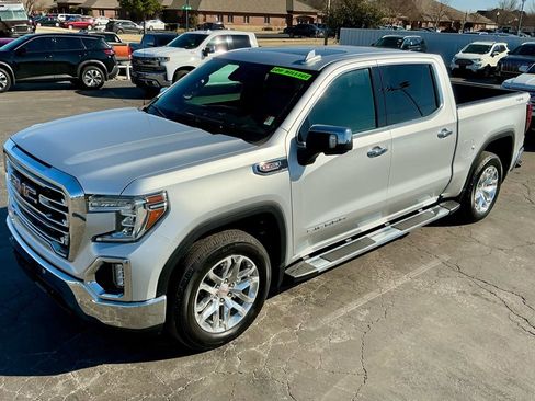 Used 2022 GMC Sierra 1500 SLT w/ SLT Premium Plus Package image 5