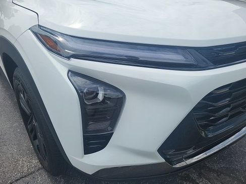 New 2026 Chevrolet Trax ACTIV w/ Sunroof Package FWD image 5