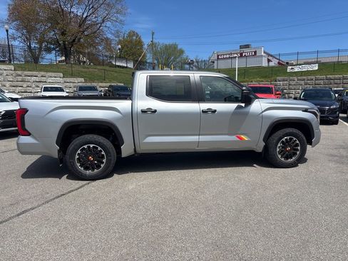 New 2026 Toyota Tundra SR5 AWD/4WD image 7