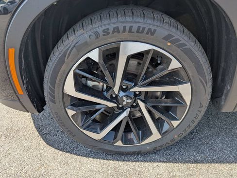 Used 2024 Mitsubishi Outlander SE AWD/4WD image 12