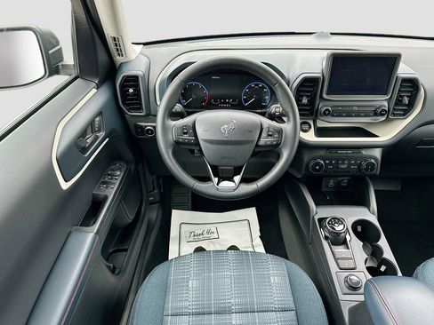 Used 2024 Ford Bronco Sport Heritage w/ Heritage Convenience Package image 21