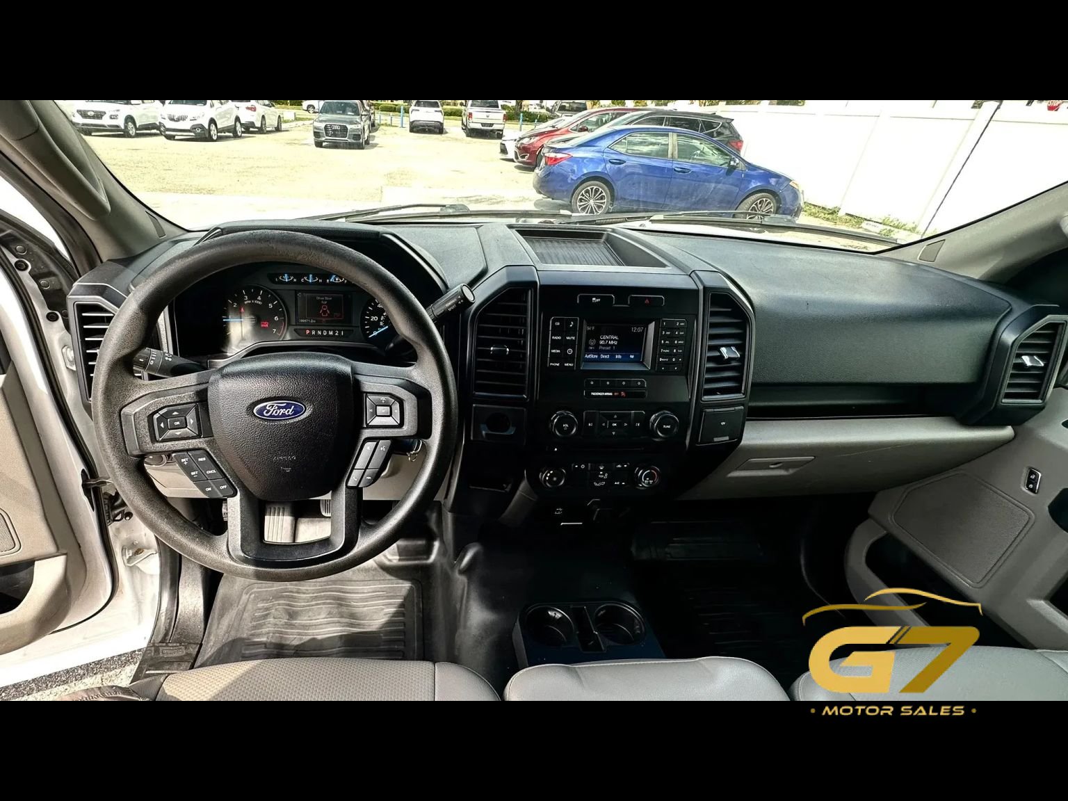 Used 2017 Ford F150 XL w/ Equipment Group 101A Mid RWD image 8