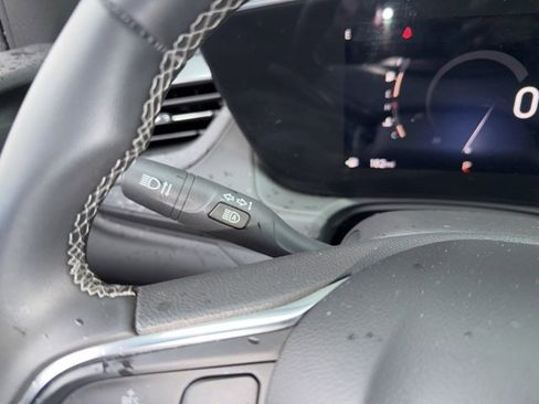 Used 2025 Buick Encore GX Preferred image 32