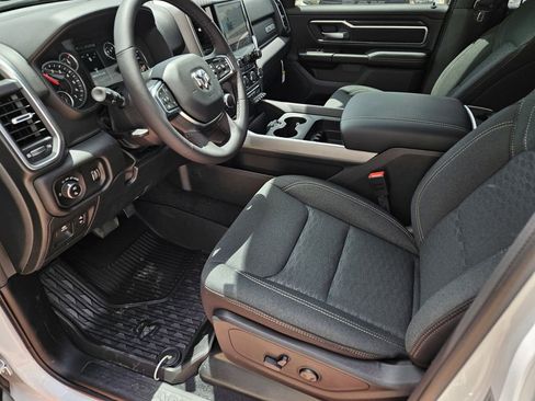 New 2026 RAM 1500 4x4 Crew Cab image 13
