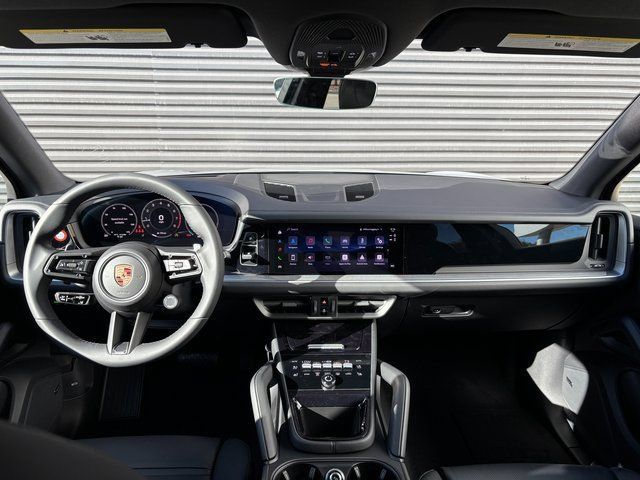 Used 2026 Porsche Cayenne AWD/4WD image 13