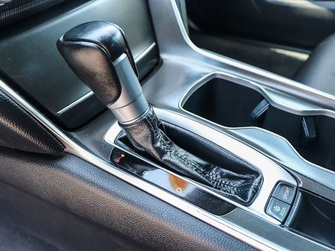 Used 2020 Honda Accord Sport image 24