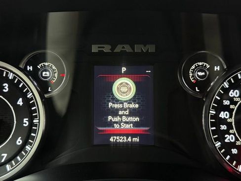 Certified 2024 RAM 2500 Big Horn AWD/4WD image 23