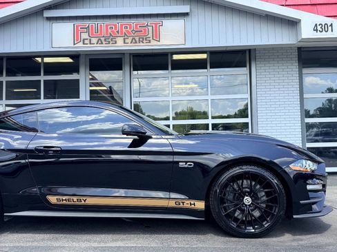 Used 2022 Ford Mustang GT Premium w/ GT Performance Package RWD image 12
