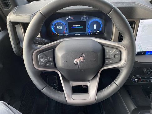 New 2025 Ford Bronco Outer Banks w/ Sasquatch Package image 22