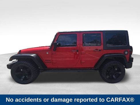 Used 2015 Jeep Wrangler Unlimited Sport w/ Connectivity Group AWD/4WD image 2