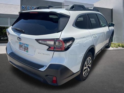 Used 2021 Subaru Outback Premium image 7