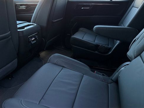 New 2026 Chevrolet Tahoe Z71 w/ Comfort Package image 12