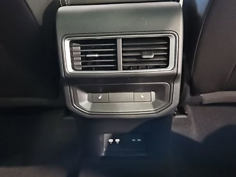 New 2026 Volkswagen Atlas Cross Sport SEL Premium R-Line AWD/4WD image 17