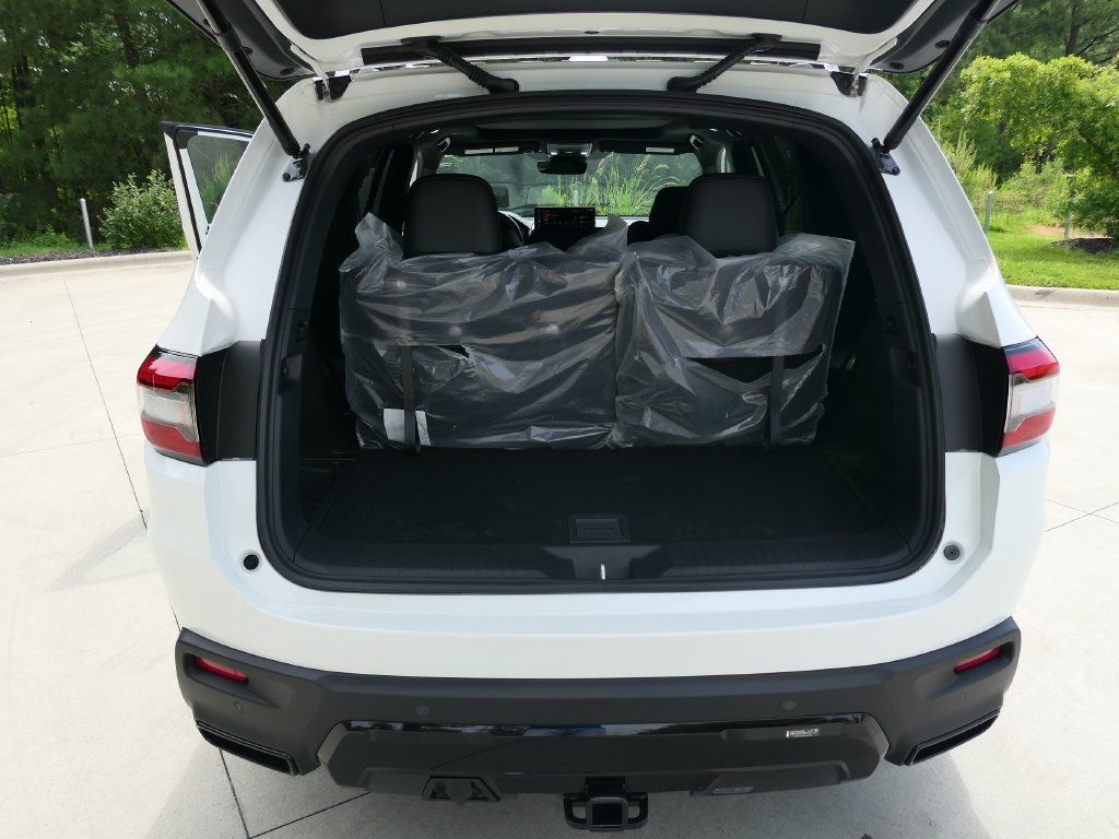 New 2026 Honda Pilot Black Edition image 33