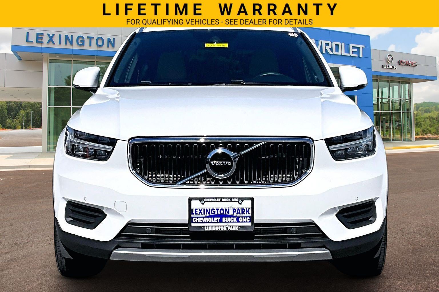 Used 2020 Volvo XC40 T5 Momentum AWD/4WD image 3