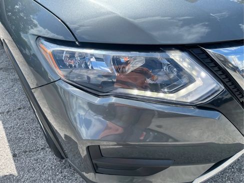 Used 2020 Nissan Rogue SV AWD/4WD image 9
