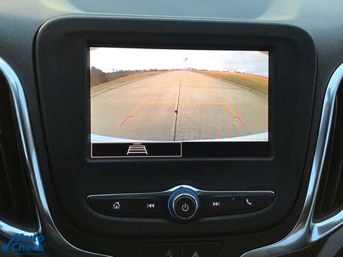 Used 2024 Chevrolet Equinox LS image 39