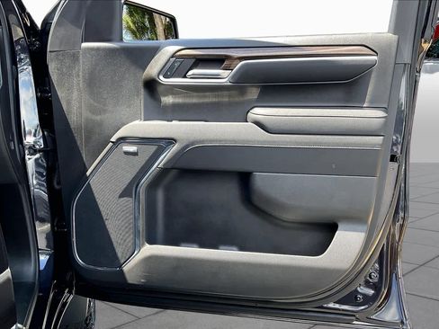 Used 2023 Chevrolet Silverado 1500 LT Trail Boss w/ LT Trail Boss Premium Package AWD/4WD image 23