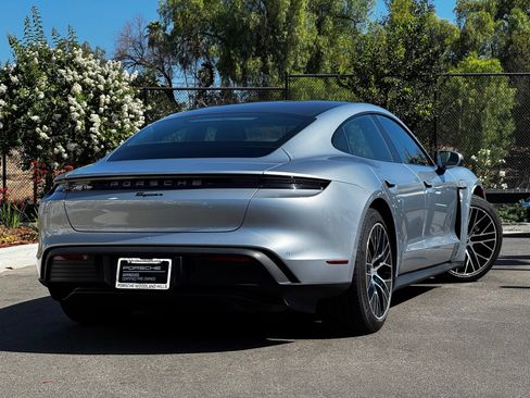 Certified 2023 Porsche Taycan RWD image 9
