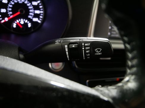 Used 2020 Kia Optima S image 31