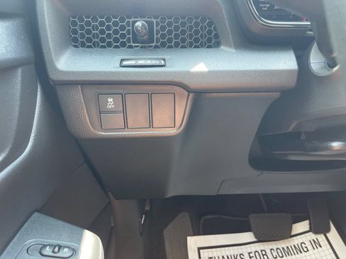 Used 2025 Honda CR-V EX image 18