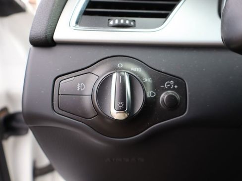 Used 2010 Audi A5 2.0T Prestige image 12