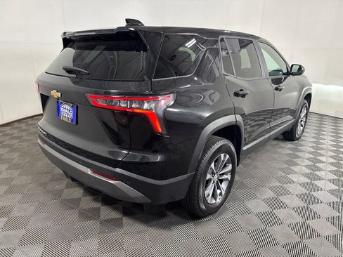 Used 2025 Chevrolet Equinox LT AWD/4WD image 10